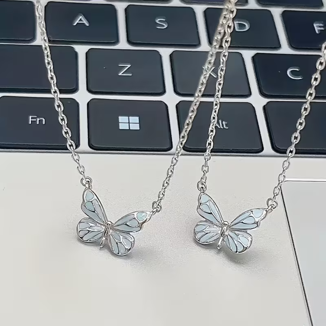 🦋 Boyunbağı və qolbaq - Kəpənək formasında, fosforlu, qaranlıqda parıldayan
